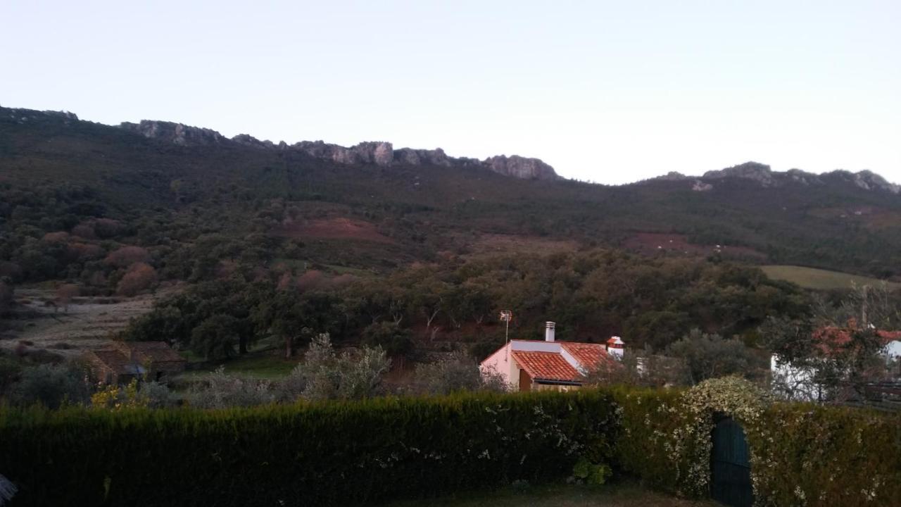 La Cabana Romantica De Llano Hotel Valencia de Alcántara Buitenkant foto